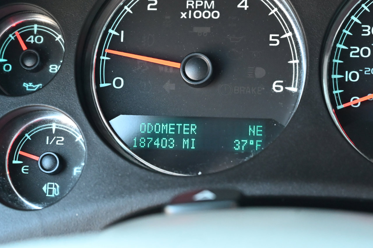 Used 2012 Chevrolet Tahoe LTZ image 23