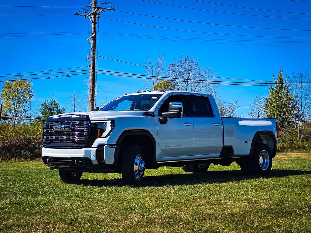 New 2026 GMC Sierra 3500 Denali Ultimate image 11