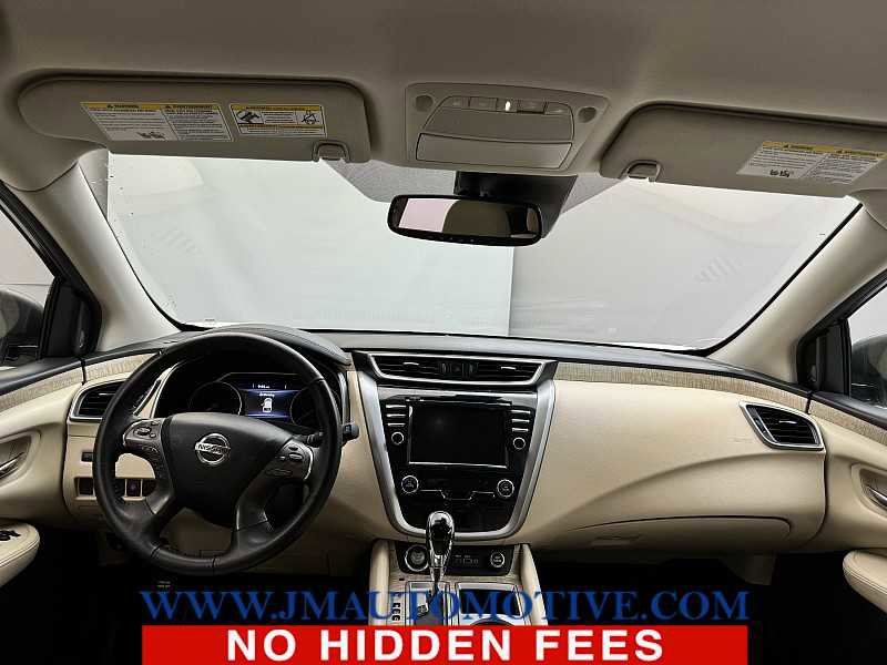 Used 2020 Nissan Murano SV image 11