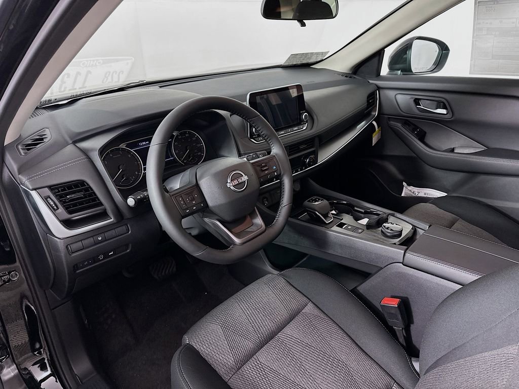 New 2026 Nissan Rogue SV w/ Cold Weather Package AWD/4WD image 14