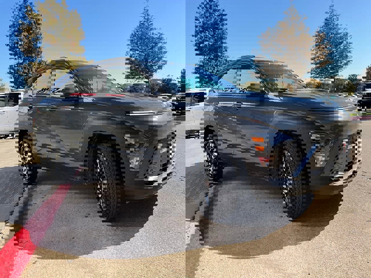 Used 2025 Hyundai Kona SEL image 5