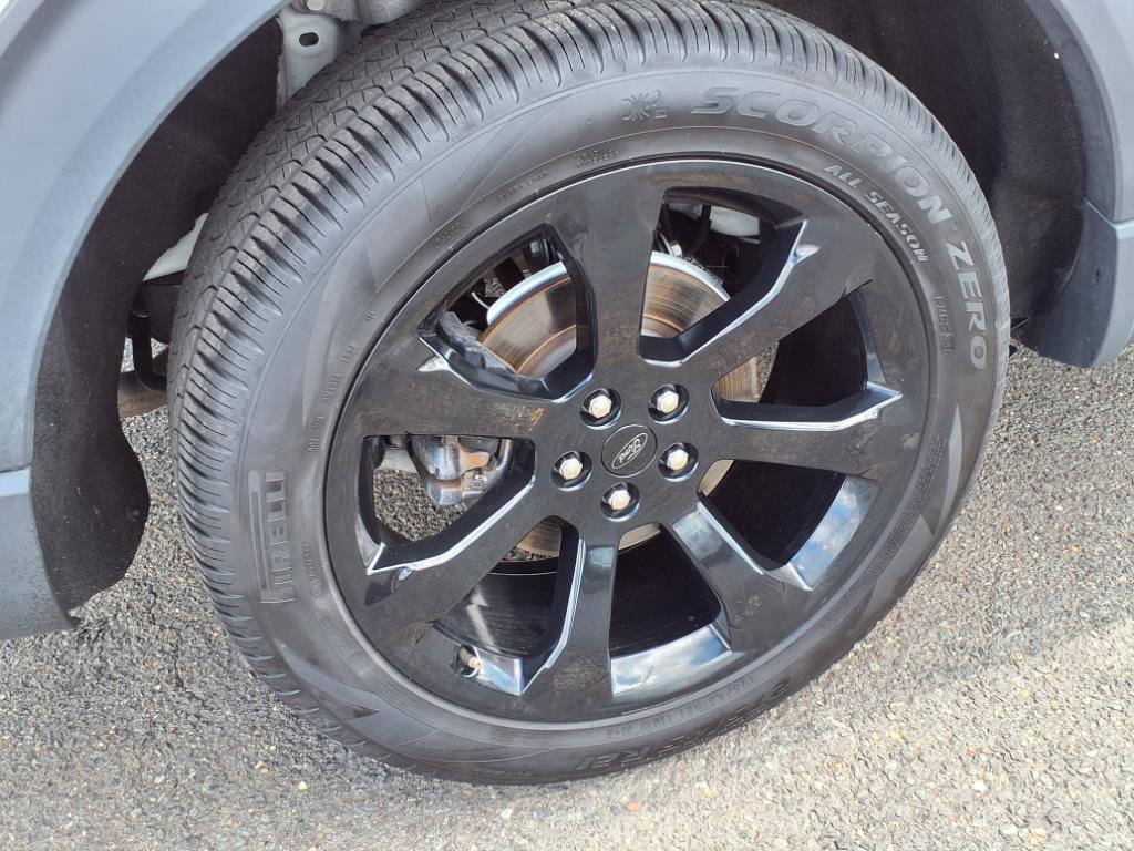 Certified 2023 Ford Explorer ST-Line w/ Class IV Trailer Tow Package image 8