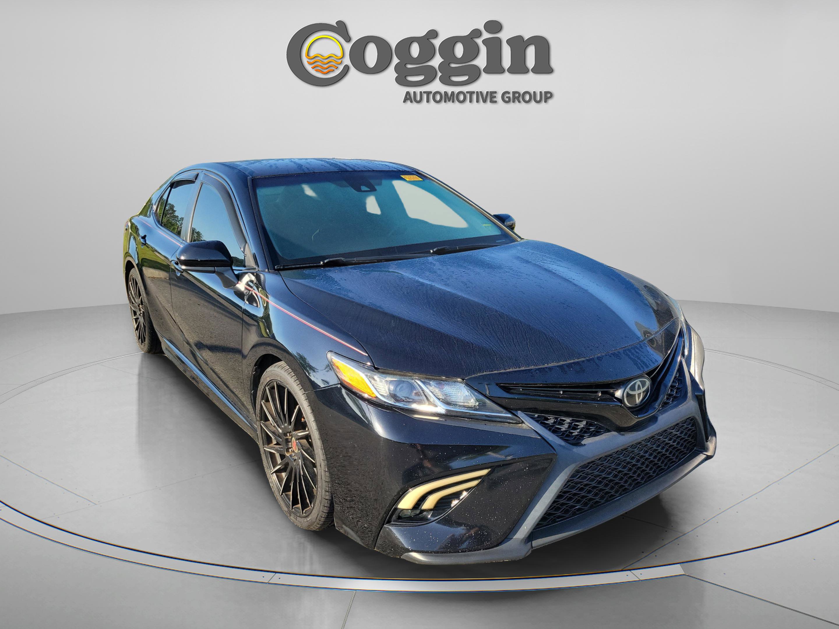 Used 2018 Toyota Camry SE image 9