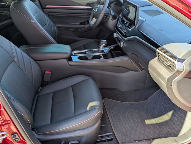 Used 2023 Nissan Altima 2.5 SR w/ SR Premium Package image 32