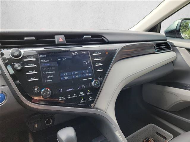 Used 2020 Toyota Camry XLE FWD image 20