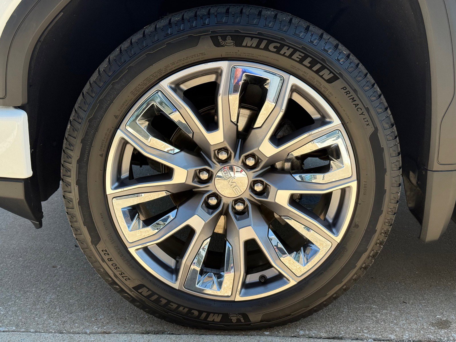 Certified 2024 GMC Sierra 1500 Denali image 9