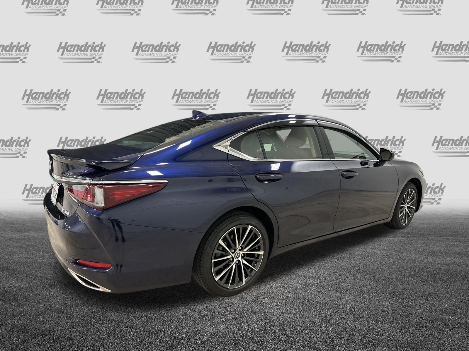 Certified 2025 Lexus ES 350 w/ Premium Package FWD image 10