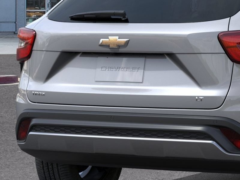 New 2026 Chevrolet Trax LT w/ Driver Confidence Package FWD image 15