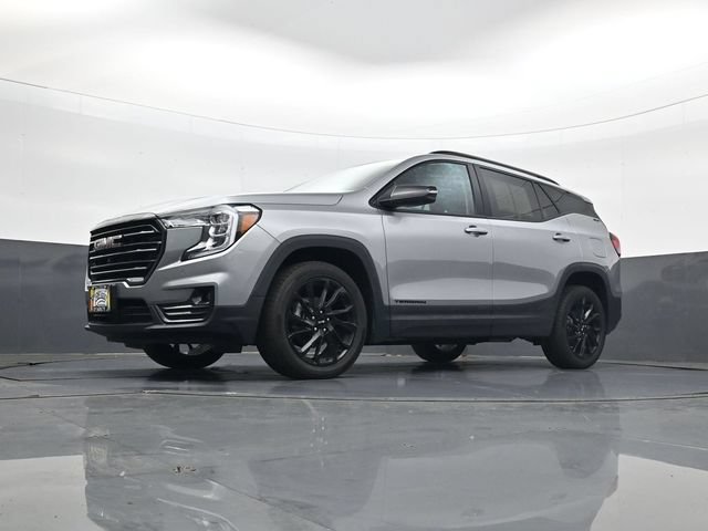 Used 2023 GMC Terrain SLT w/ Tech Package AWD/4WD image 21