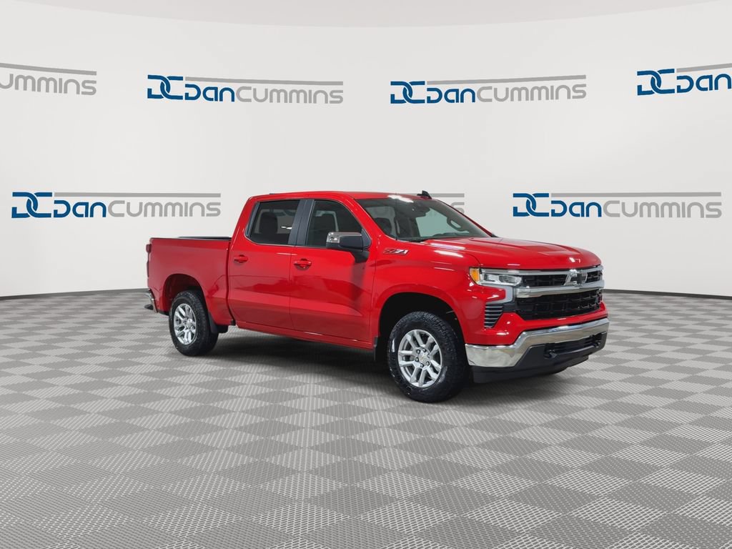 New 2026 Chevrolet Silverado 1500 LT w/ Z71 Off-Road Package AWD/4WD image 2