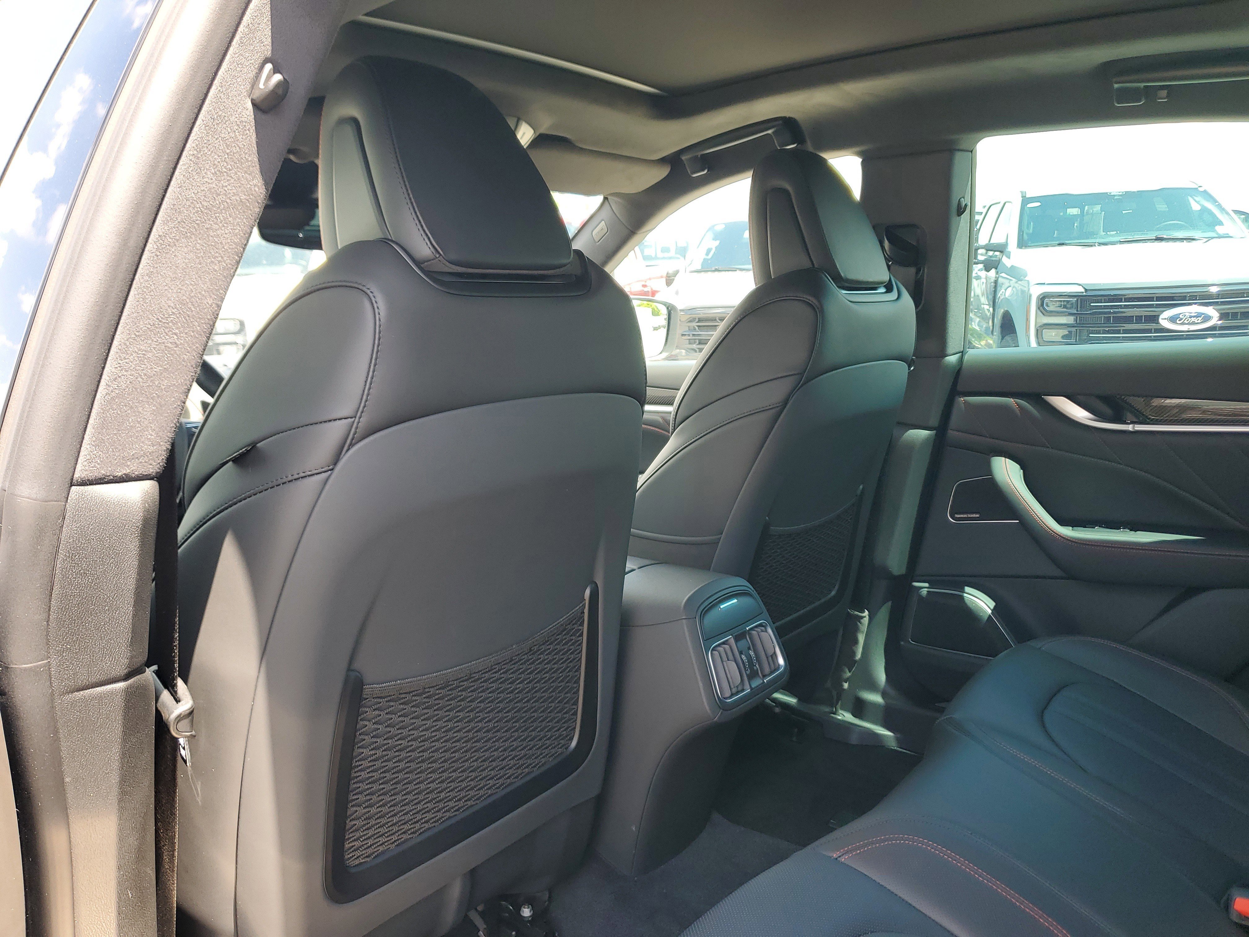 Used 2023 Maserati Levante Modena S image 19