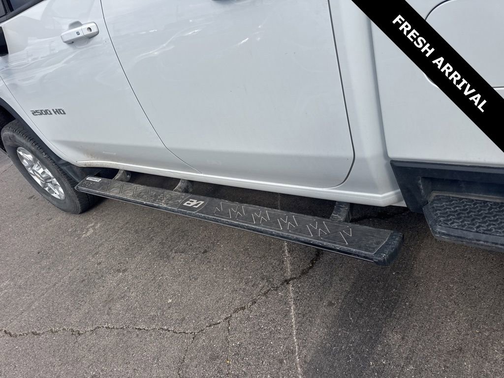 Used 2023 Chevrolet Silverado 2500 LT w/ Convenience Package image 8