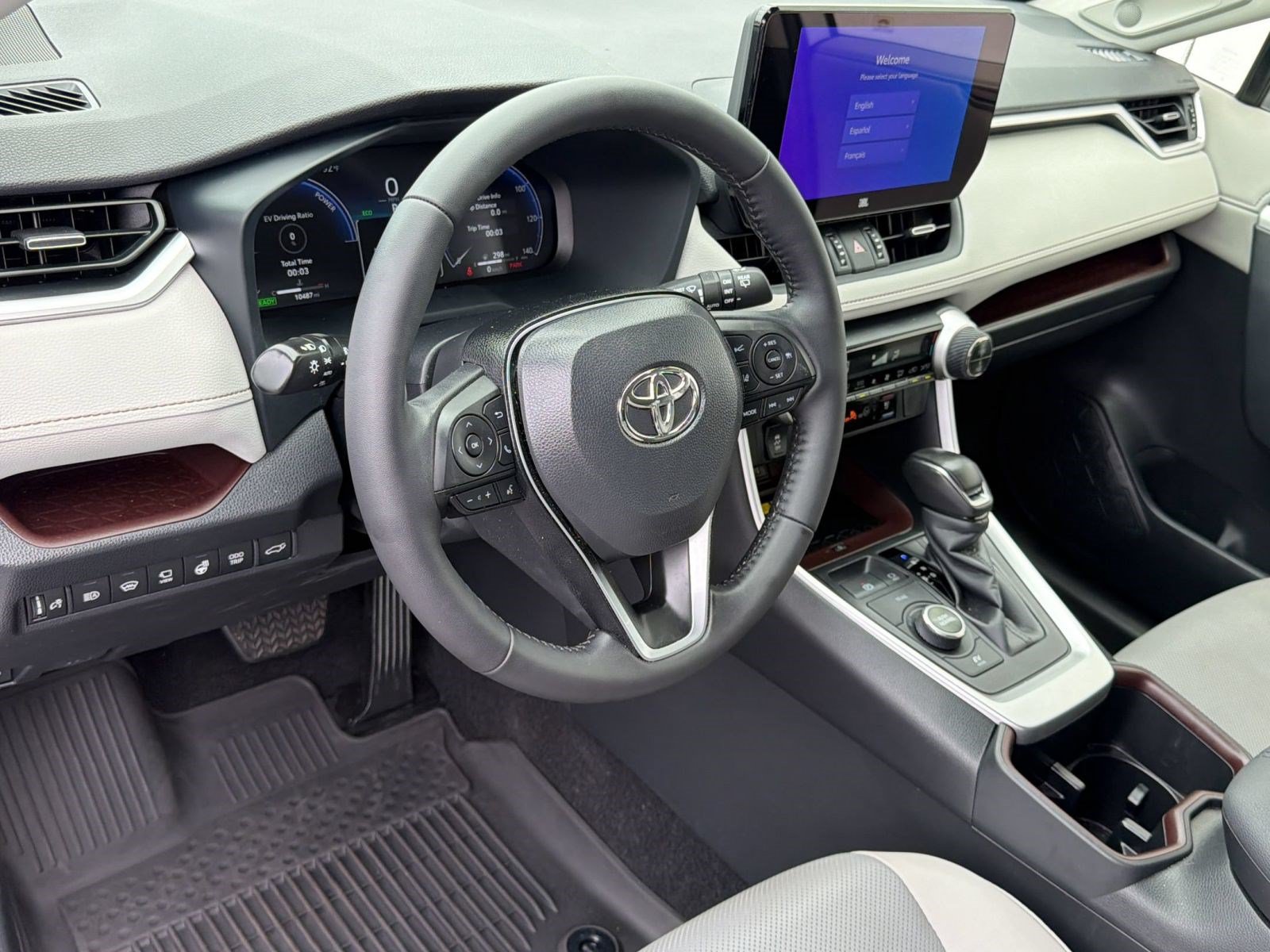 Certified 2025 Toyota RAV4 Limited w/ Advanced Technology Package AWD/4WD image 4