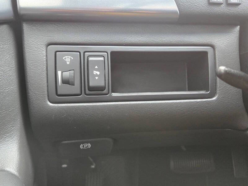 Used 2008 Kia Amanti Base 4dr Sedan w/ Leather Pkg image 24