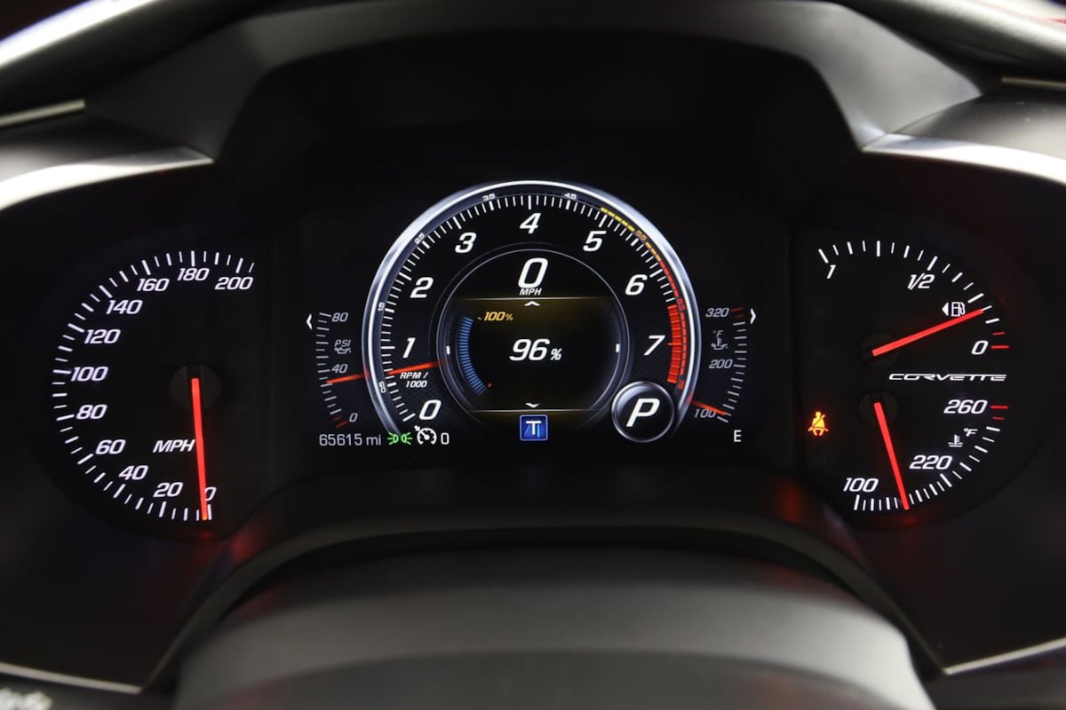 Used 2016 Chevrolet Corvette Stingray Coupe w/ 2LT Preferred Equipment Group RWD image 22