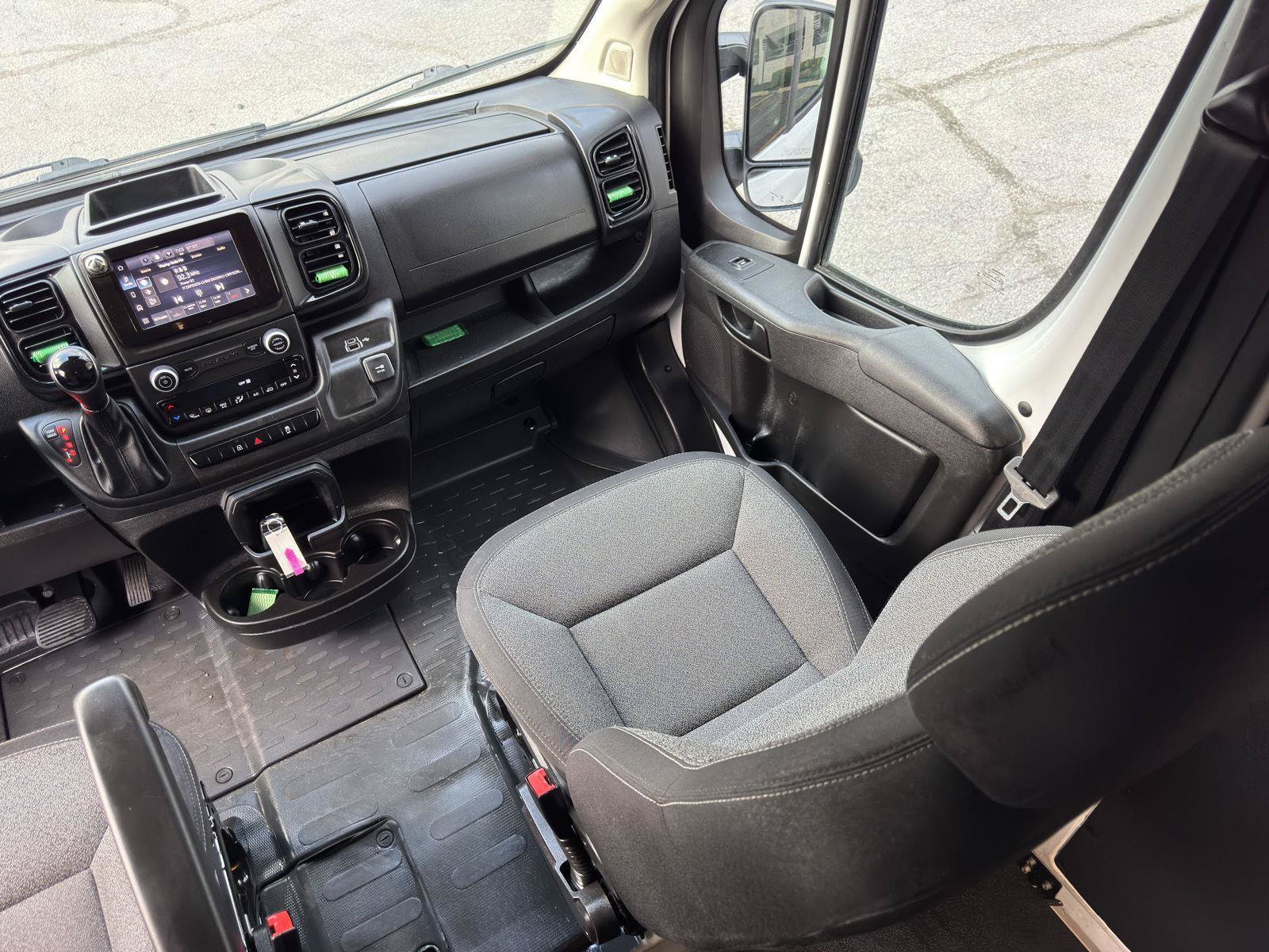 Used 2025 RAM ProMaster 2500 w/ Convenience Group FWD image 23