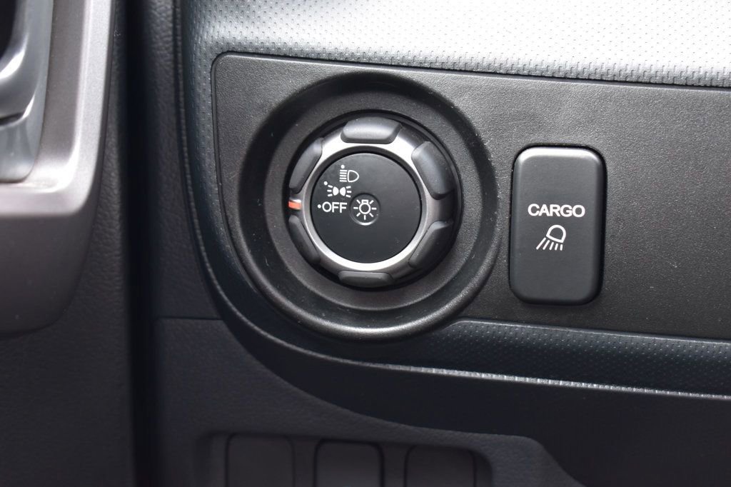 Used 2012 Honda Ridgeline RT image 40