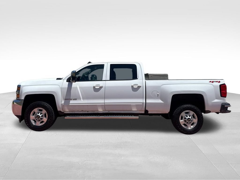 Used 2018 Chevrolet Silverado 2500 LT AWD/4WD image 6
