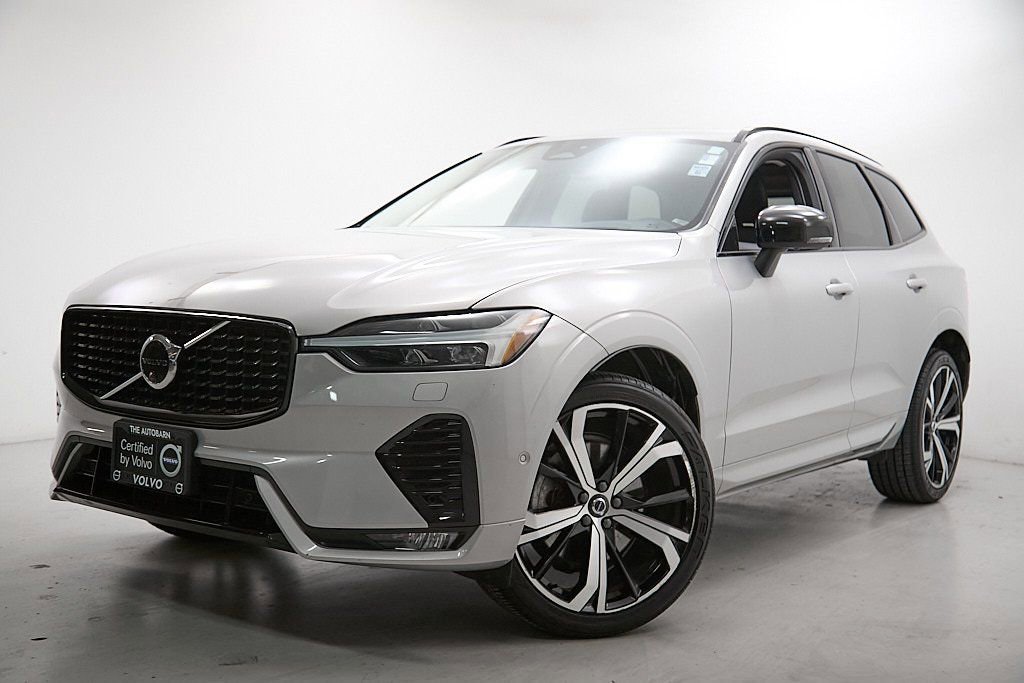 Used 2023 Volvo XC60 B6 Ultimate w/ Protection Package Premier image 2