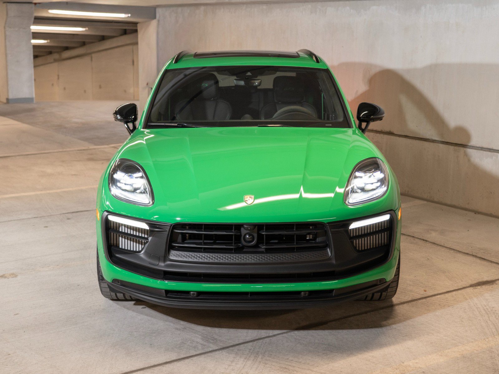Certified 2026 Porsche Macan GTS AWD/4WD image 6