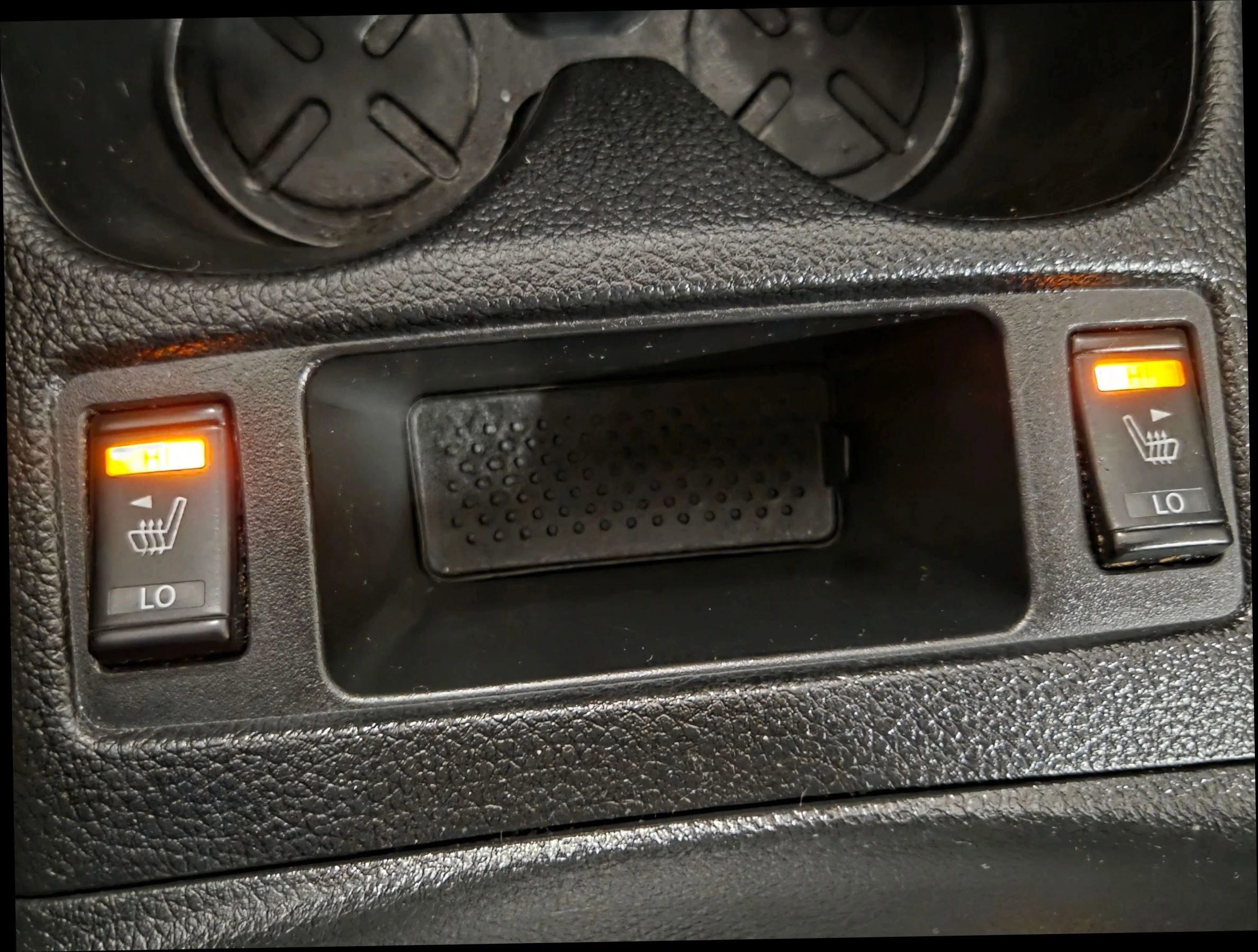 Used 2017 Nissan Rogue SV image 25