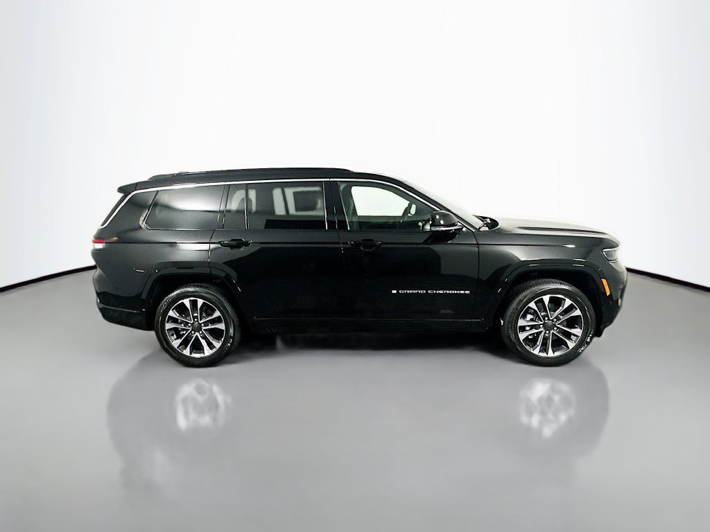 New 2025 Jeep Grand Cherokee L Overland w/ Luxury Tech Group IV AWD/4WD image 8