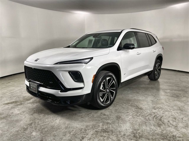 Certified 2025 Buick Enclave Sport Touring image 4