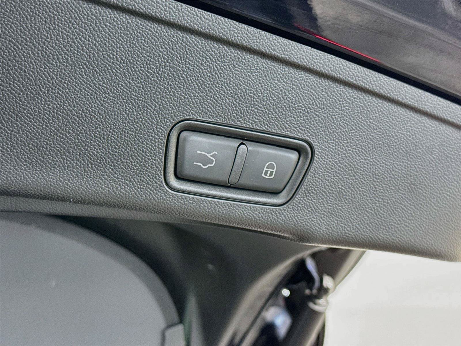 Used 2023 Maserati Grecale GT AWD/4WD image 23