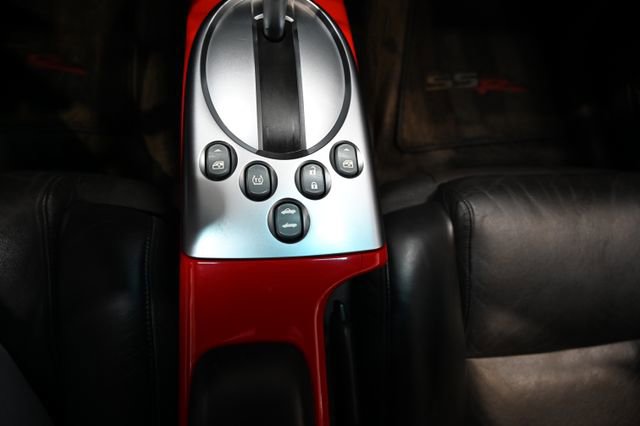 Used 2003 Chevrolet SSR w/ Preferred Equipment Group image 17