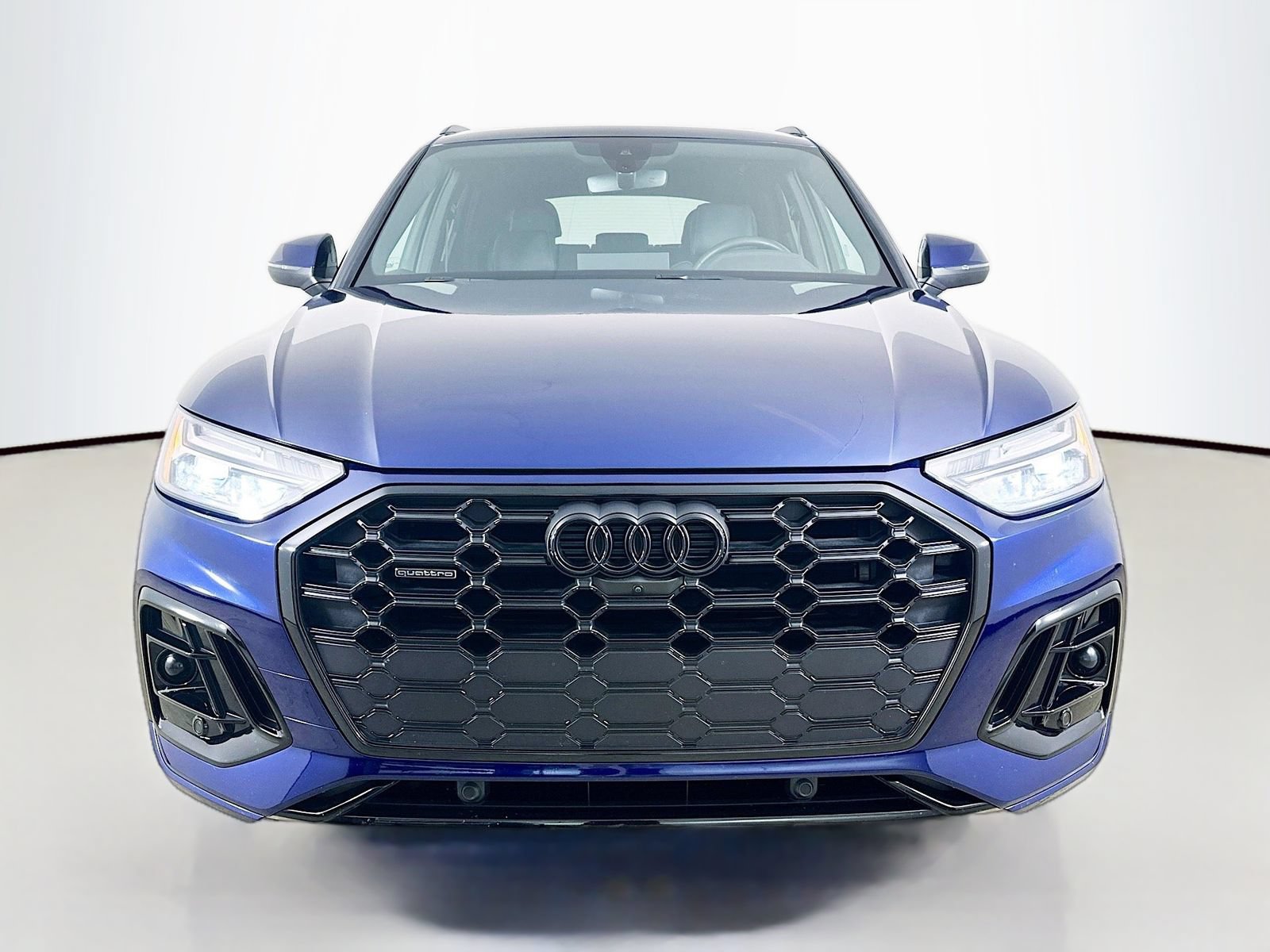 Used 2024 Audi Q5 2.0T Premium Plus AWD/4WD image 2