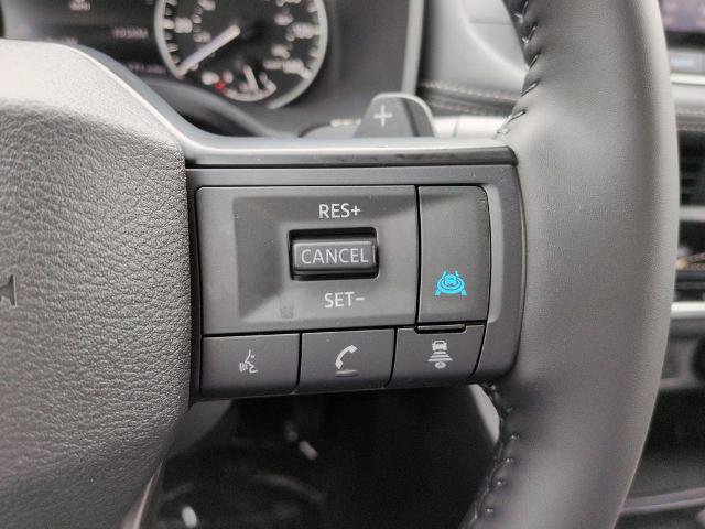 Certified 2026 Nissan Rogue SV FWD image 24
