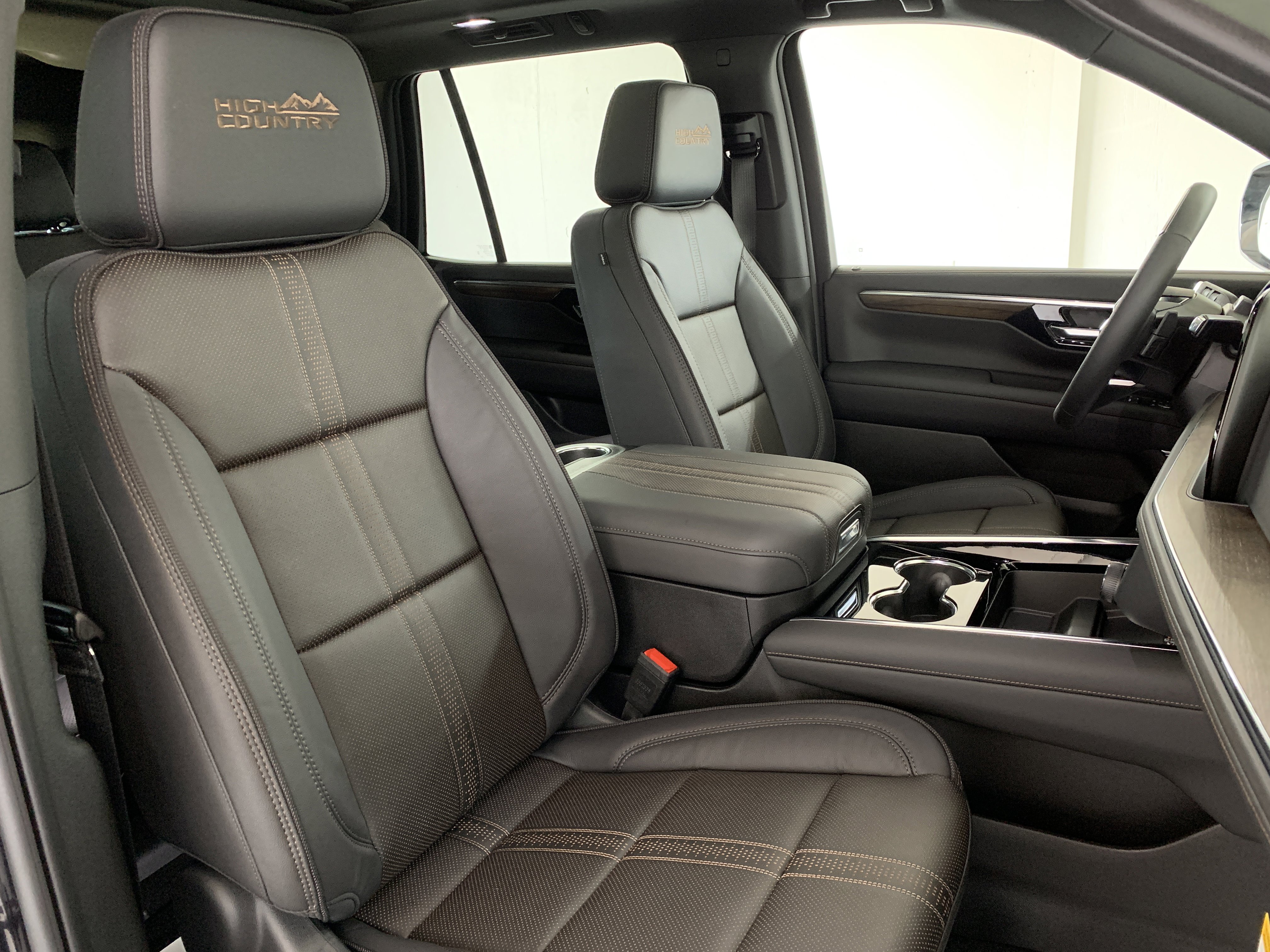 New 2026 Chevrolet Tahoe High Country image 36