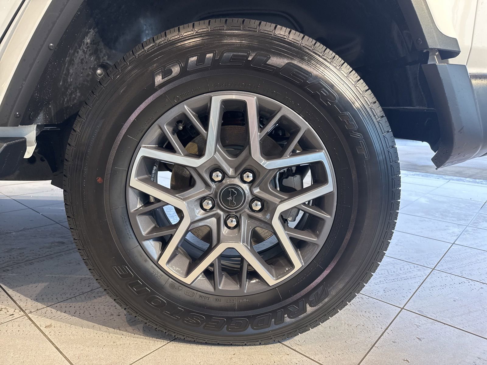 Used 2024 Jeep Wrangler Sahara w/ Technology Group image 13