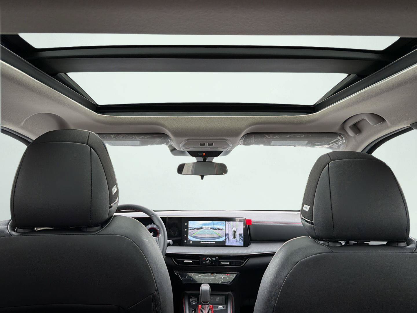 New 2027 Nissan Kicks SR AWD/4WD image 37
