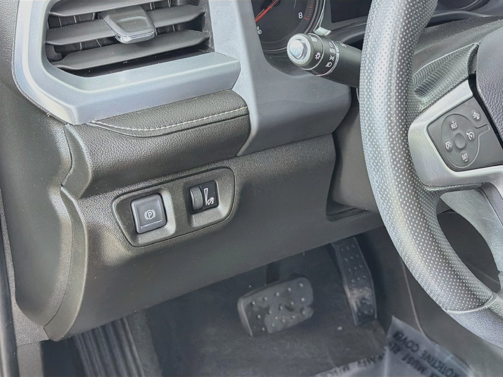 Used 2023 GMC Acadia SLE AWD/4WD image 10