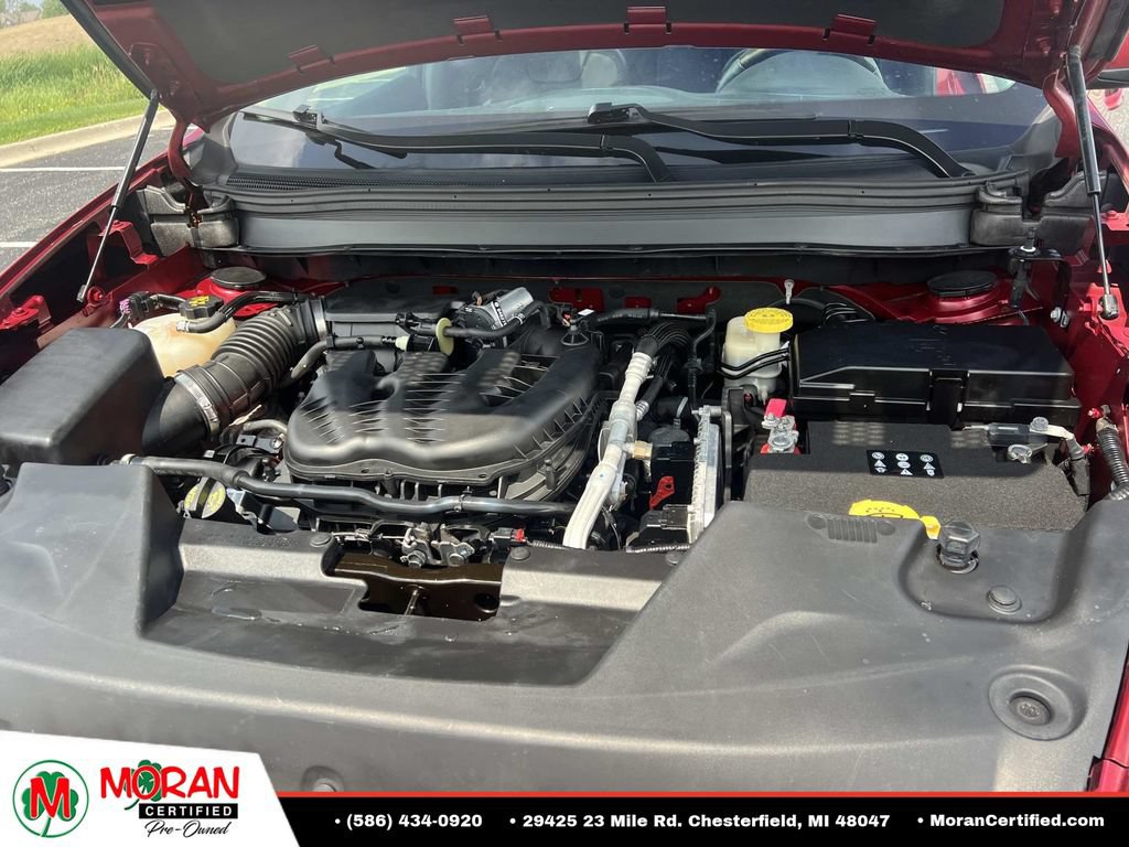 Used 2016 Jeep Cherokee Overland AWD/4WD image 10