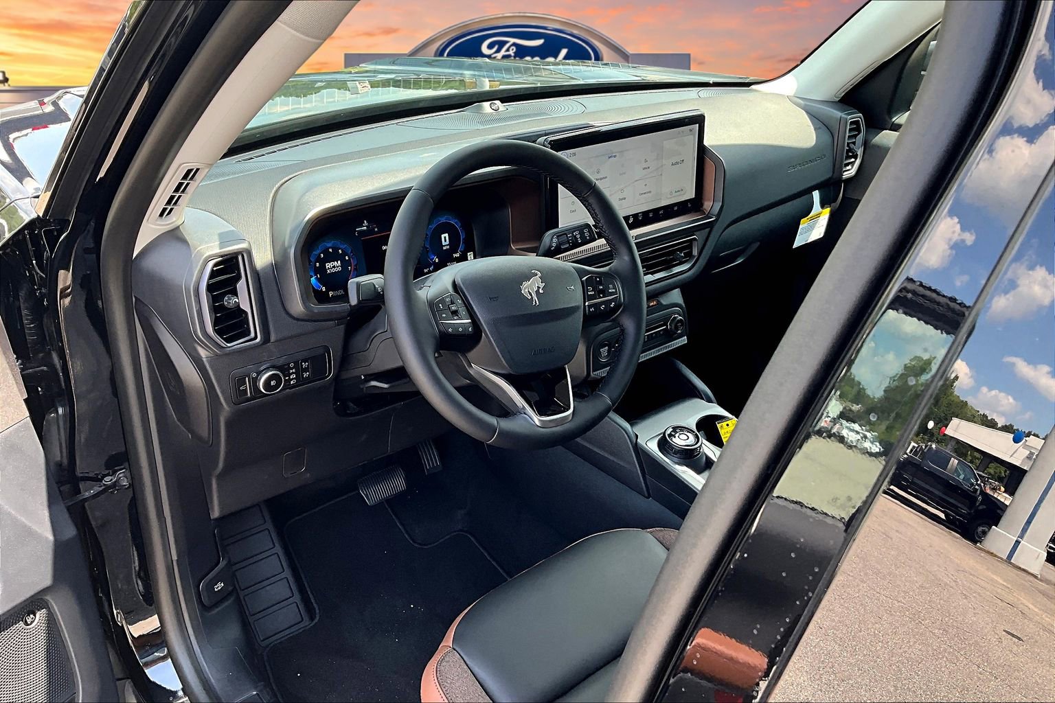 New 2025 Ford Bronco Sport Outer Banks w/ Outer Banks Tech Package+ AWD/4WD image 6