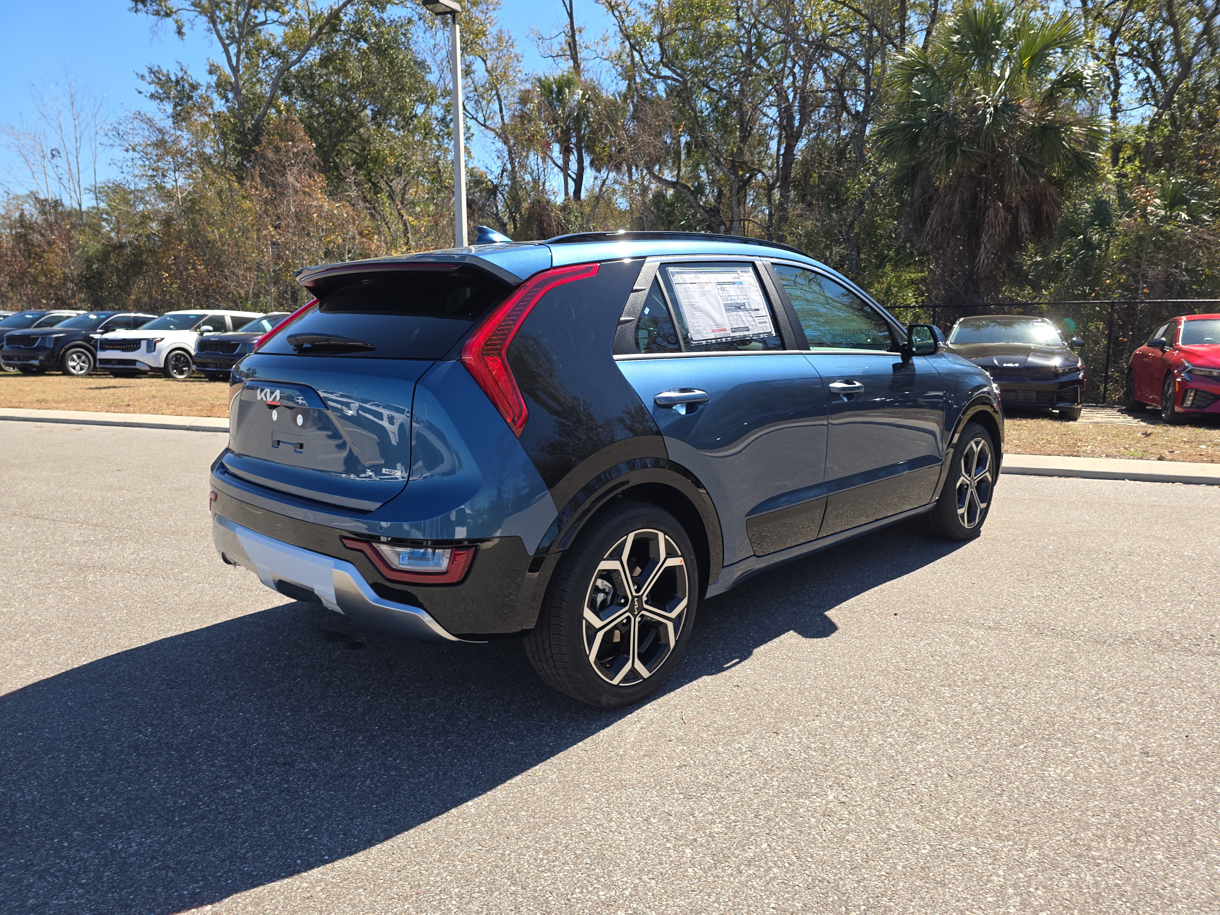 New 2026 Kia Niro SX Touring image 8