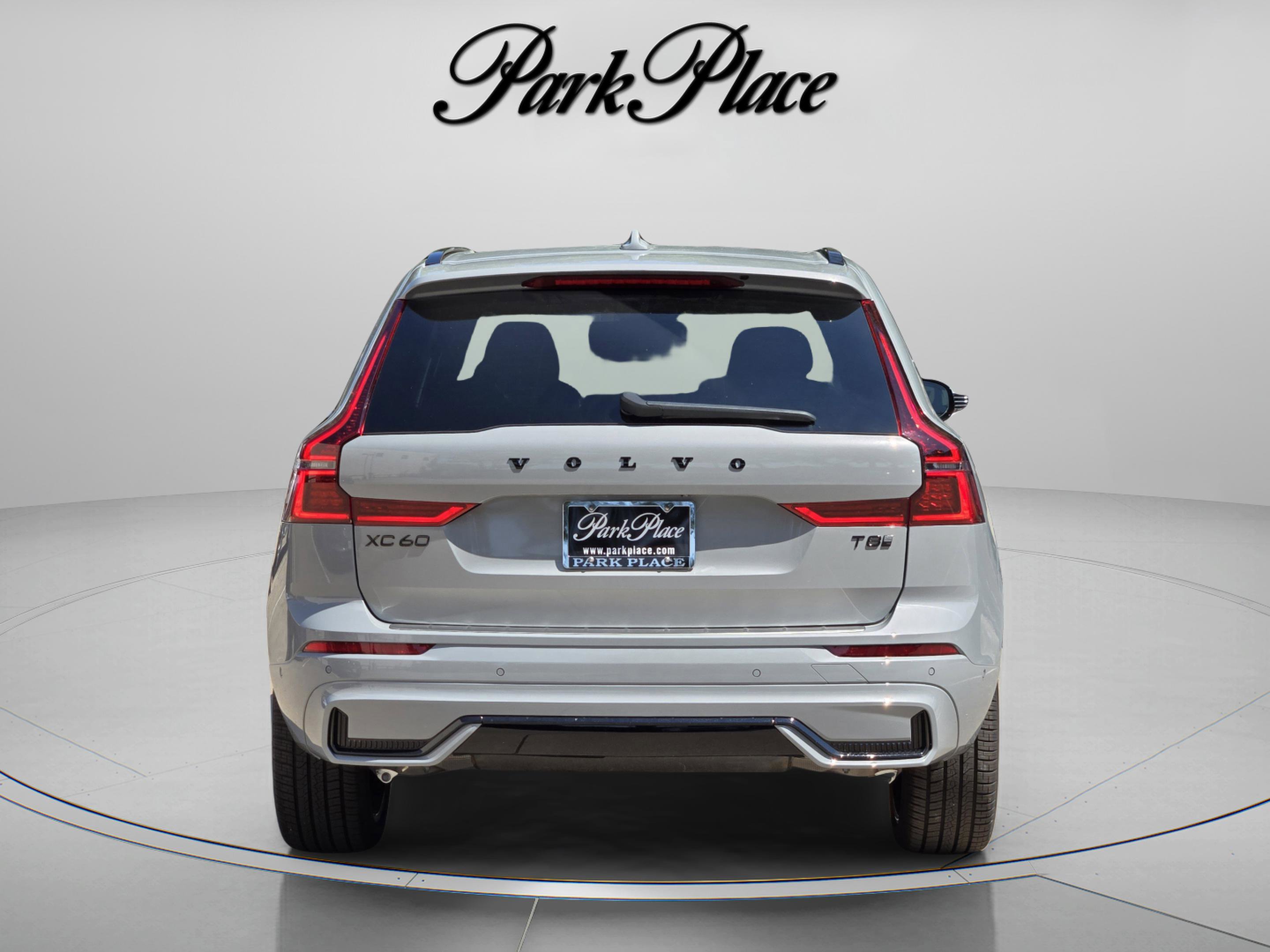 New 2026 Volvo XC60 T8 Ultra w/ Protection Package Premier image 4