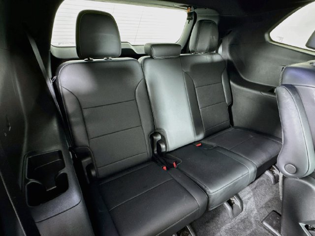 Used 2025 Buick Enclave Preferred FWD image 28