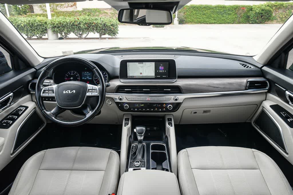 Used 2022 Kia Telluride EX w/ EX Premium Package AWD/4WD image 14