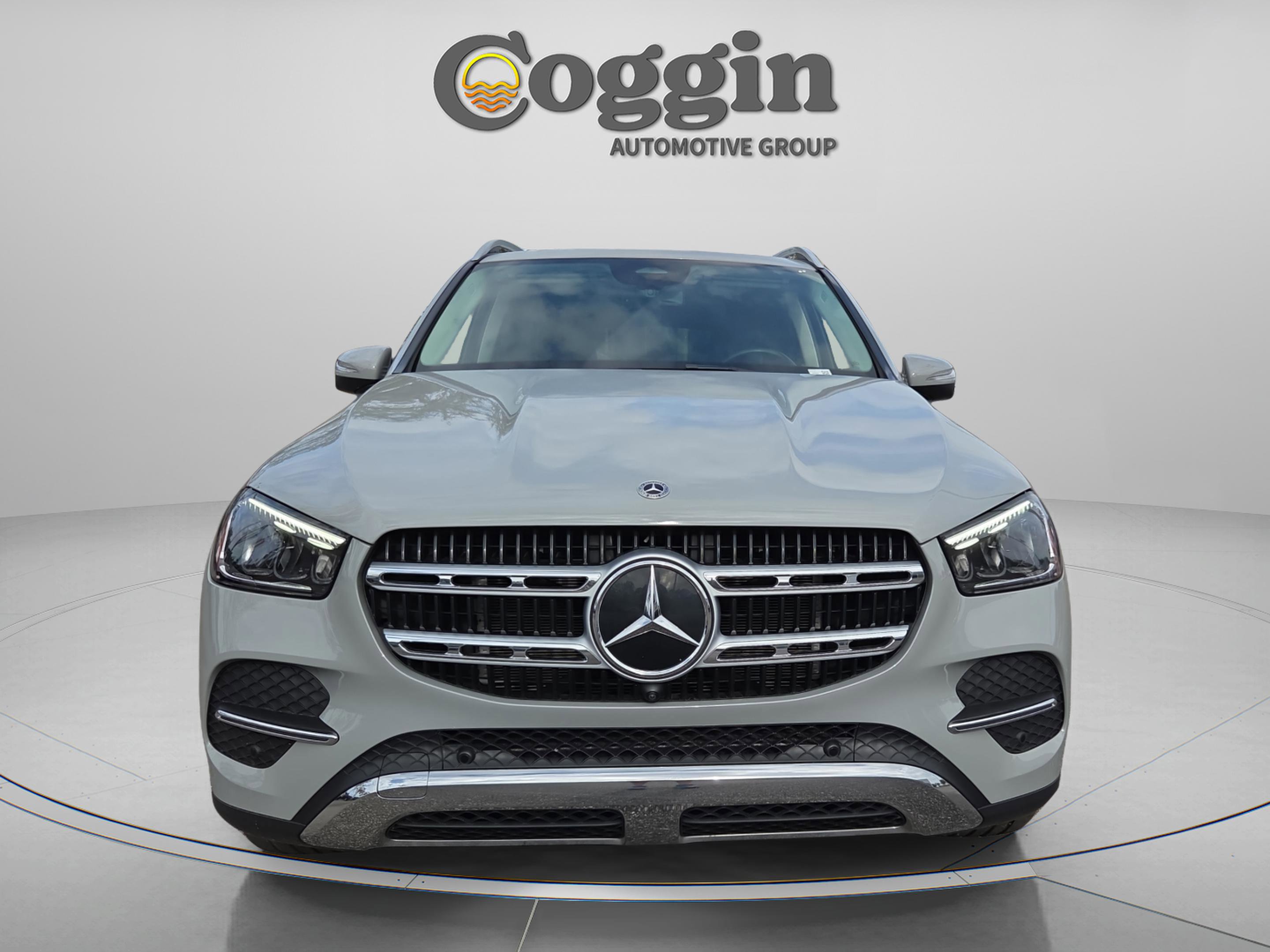 Used 2025 Mercedes-Benz GLE 450e 4MATIC w/ Winter Package image 9