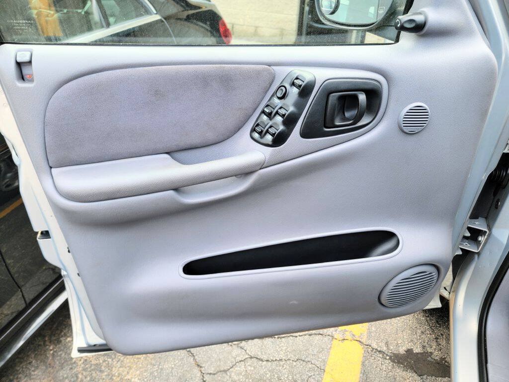 Used 1999 Dodge Durango 4WD image 12