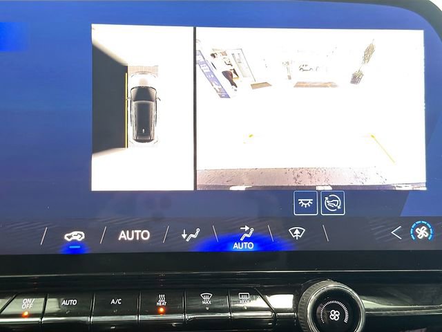 New 2025 Chevrolet Blazer EV LT image 13