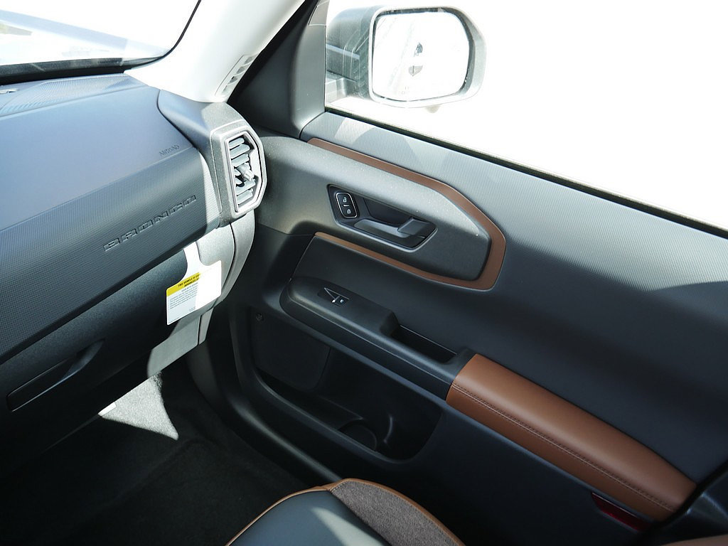 New 2026 Ford Bronco Sport Outer Banks w/ Outer Banks Tech Package+ AWD/4WD image 24