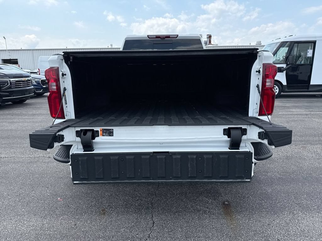 Used 2025 Chevrolet Silverado 3500 High Country w/ High Country Premium Package AWD/4WD image 24