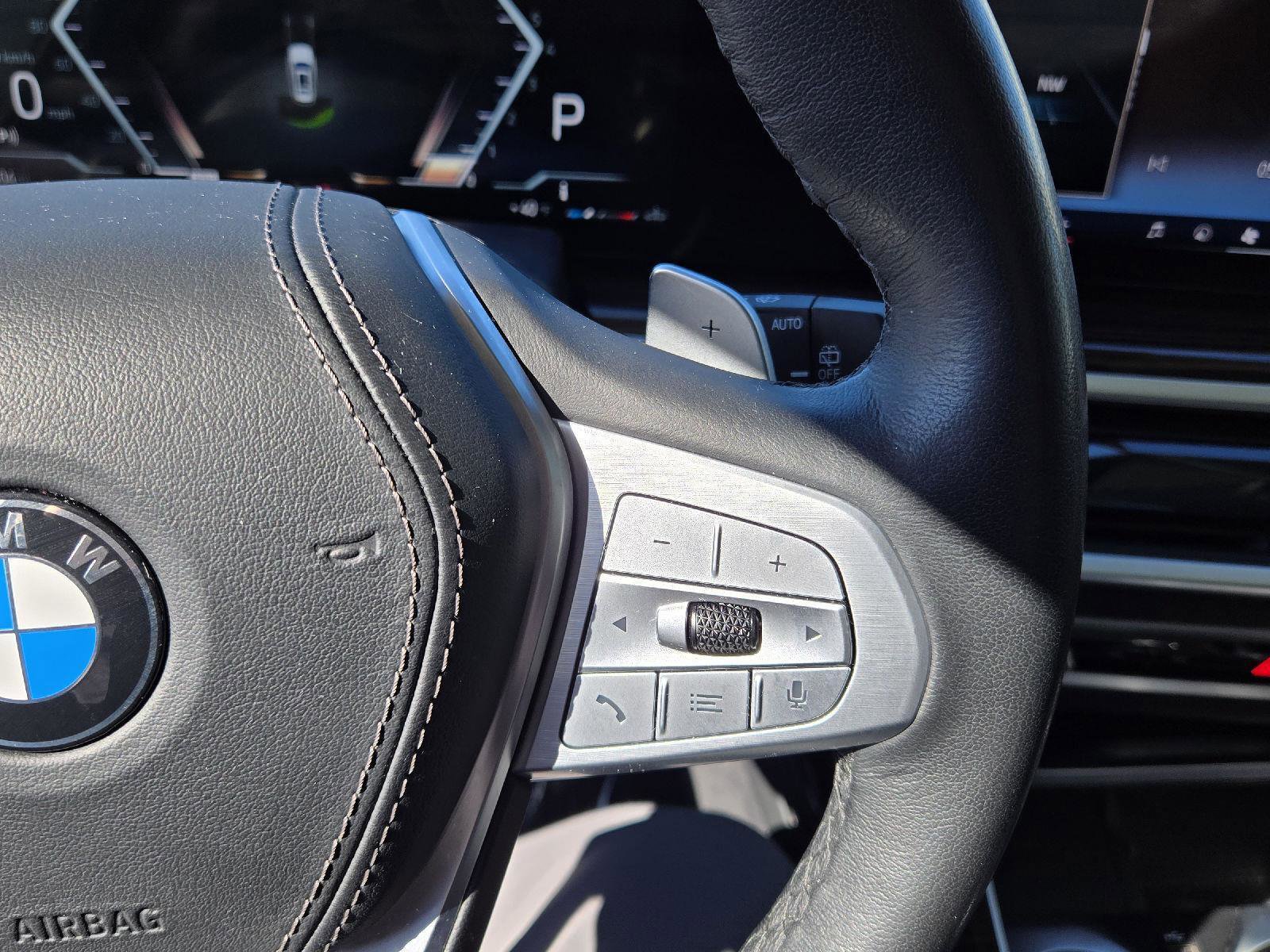 Used 2025 BMW X7 xDrive40i image 31