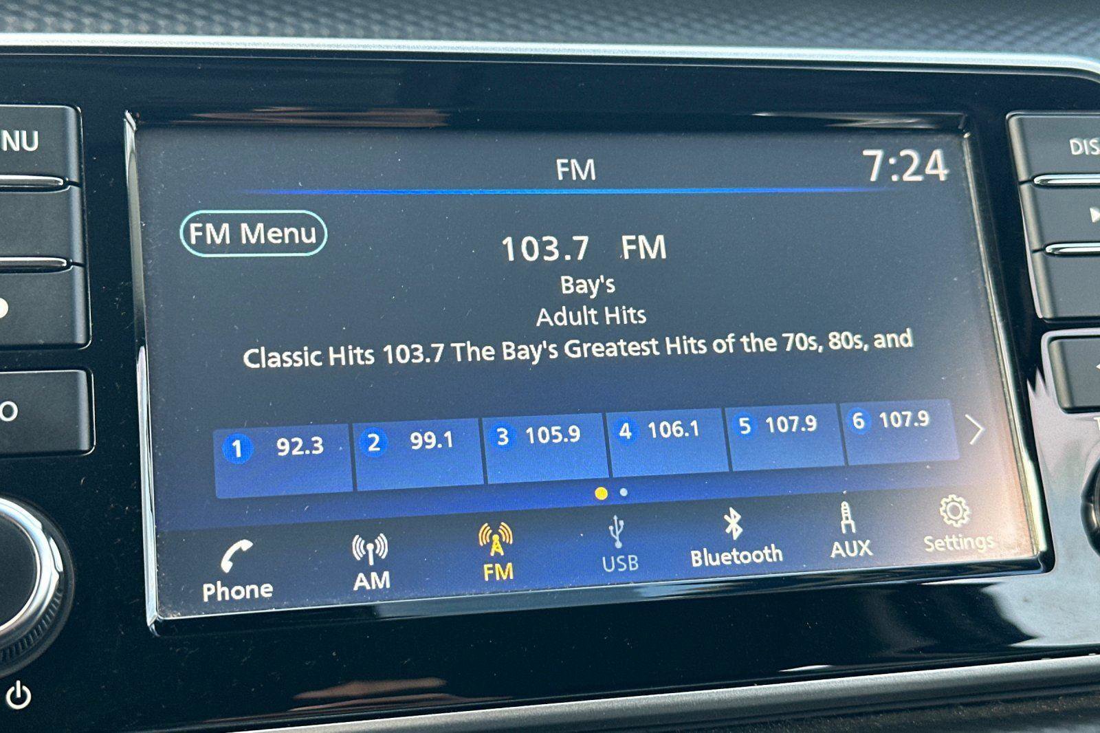 Used 2024 Nissan Kicks S image 17