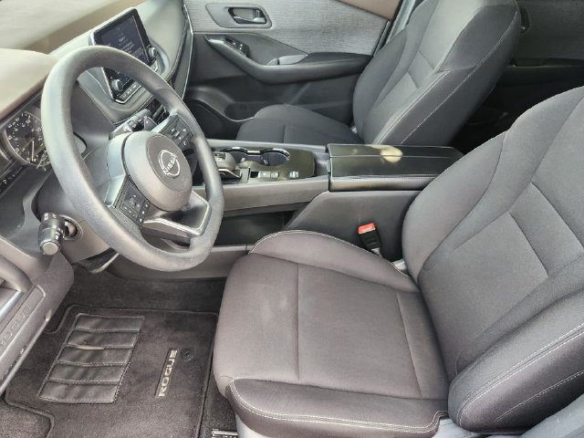 Used 2023 Nissan Rogue S FWD image 13