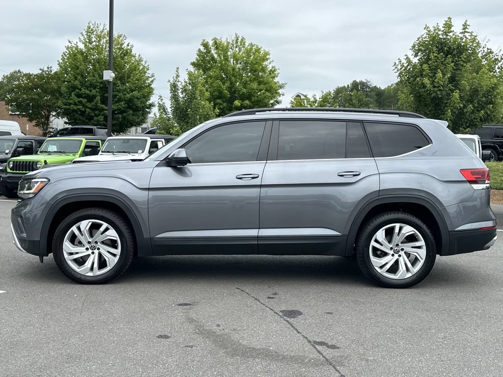 Used 2021 Volkswagen Atlas SE AWD/4WD image 2